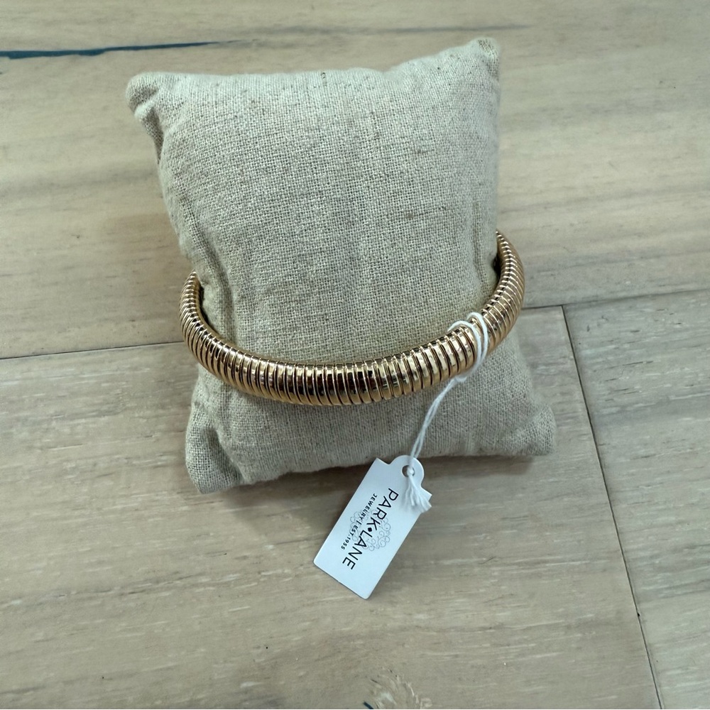 Park Lane Embraceable Gold Coil Bracelet NWT - Picture 3 of 6